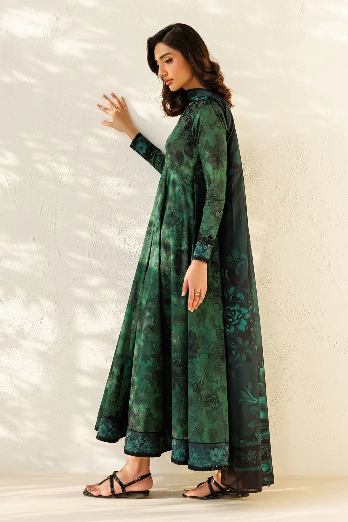 ESPR1339 | New In | Baroque