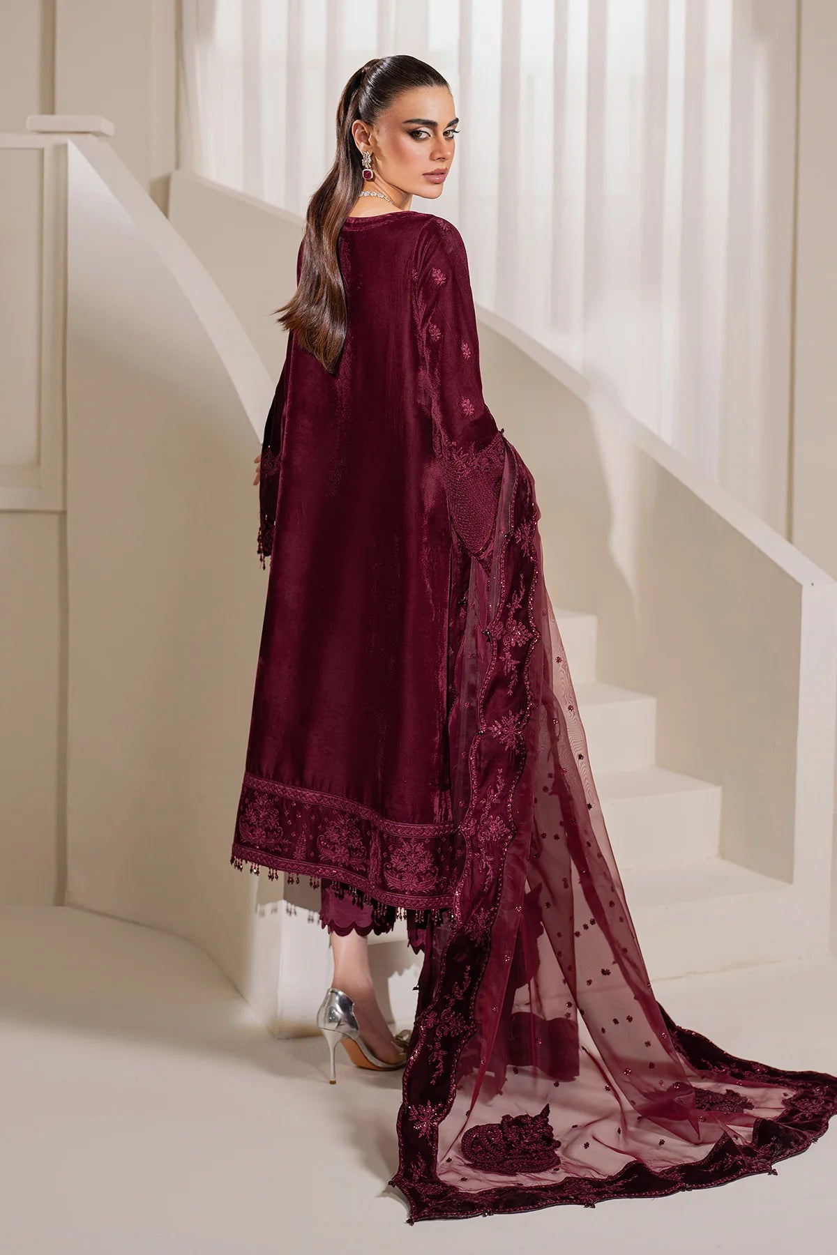 EMBROIDERED VELVET SF-758 | Baroque