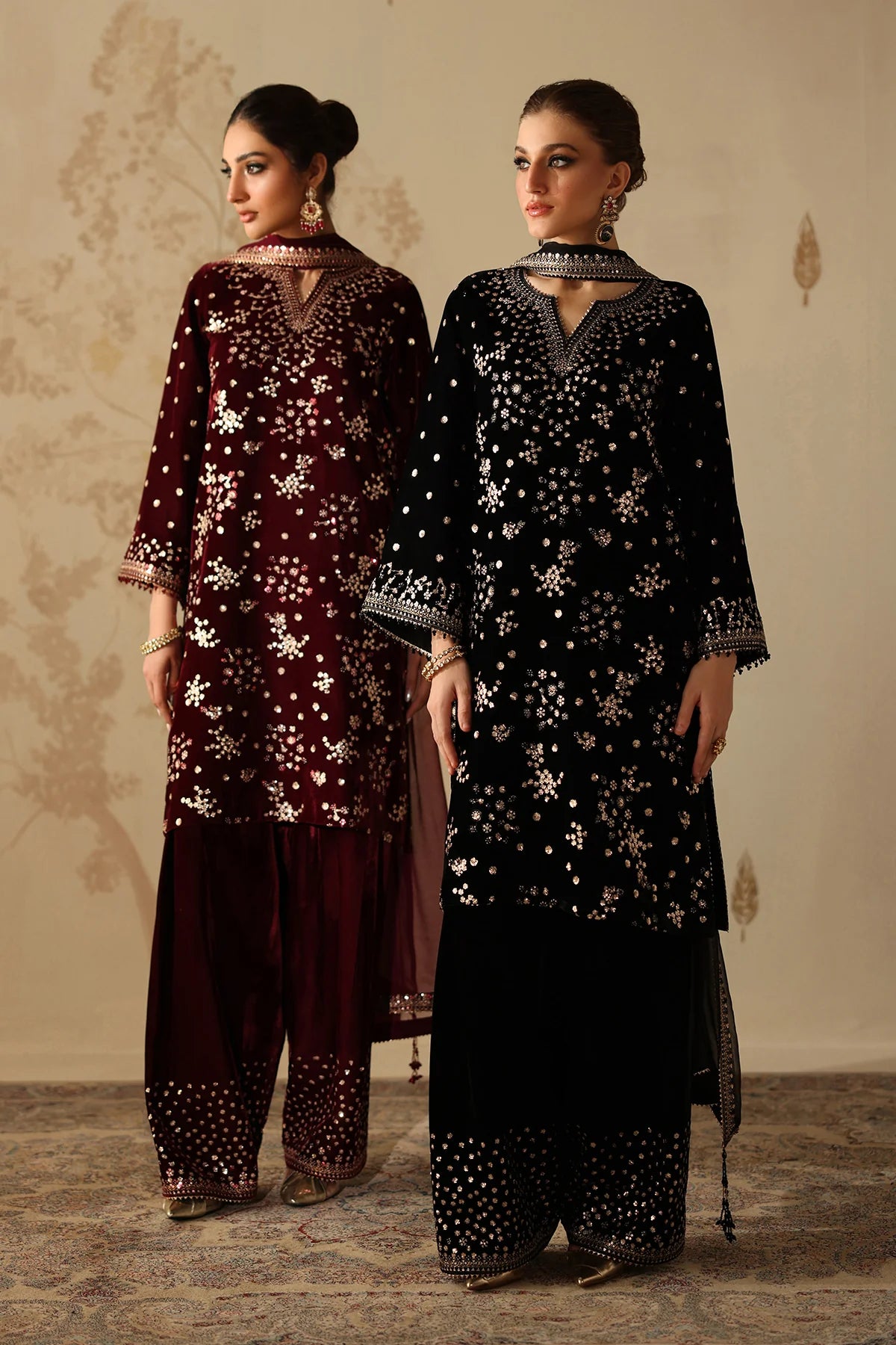 EMBROIDERED VELVET SF-4315 | Baroque