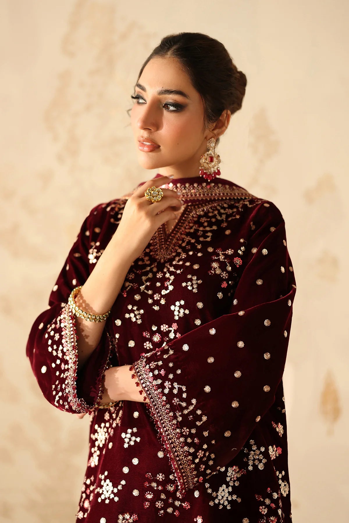 EMBROIDERED VELVET SF-4315 | Baroque