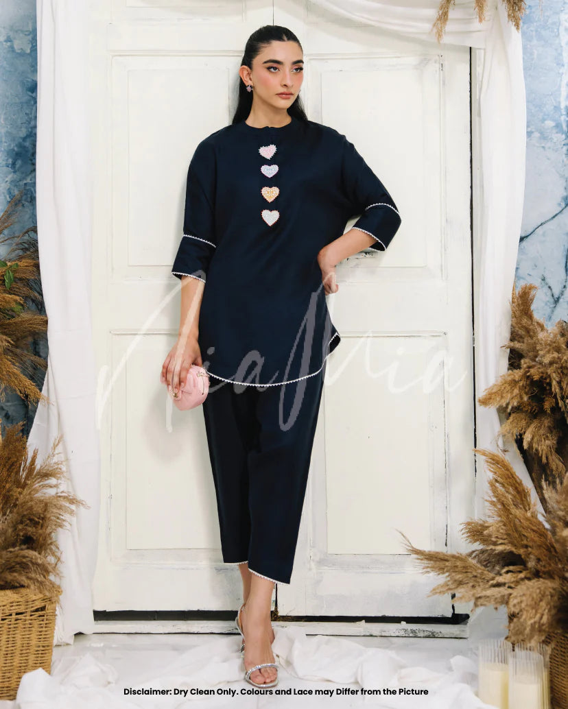 Belle | Pashmina Drop 1 |  Nia Mia