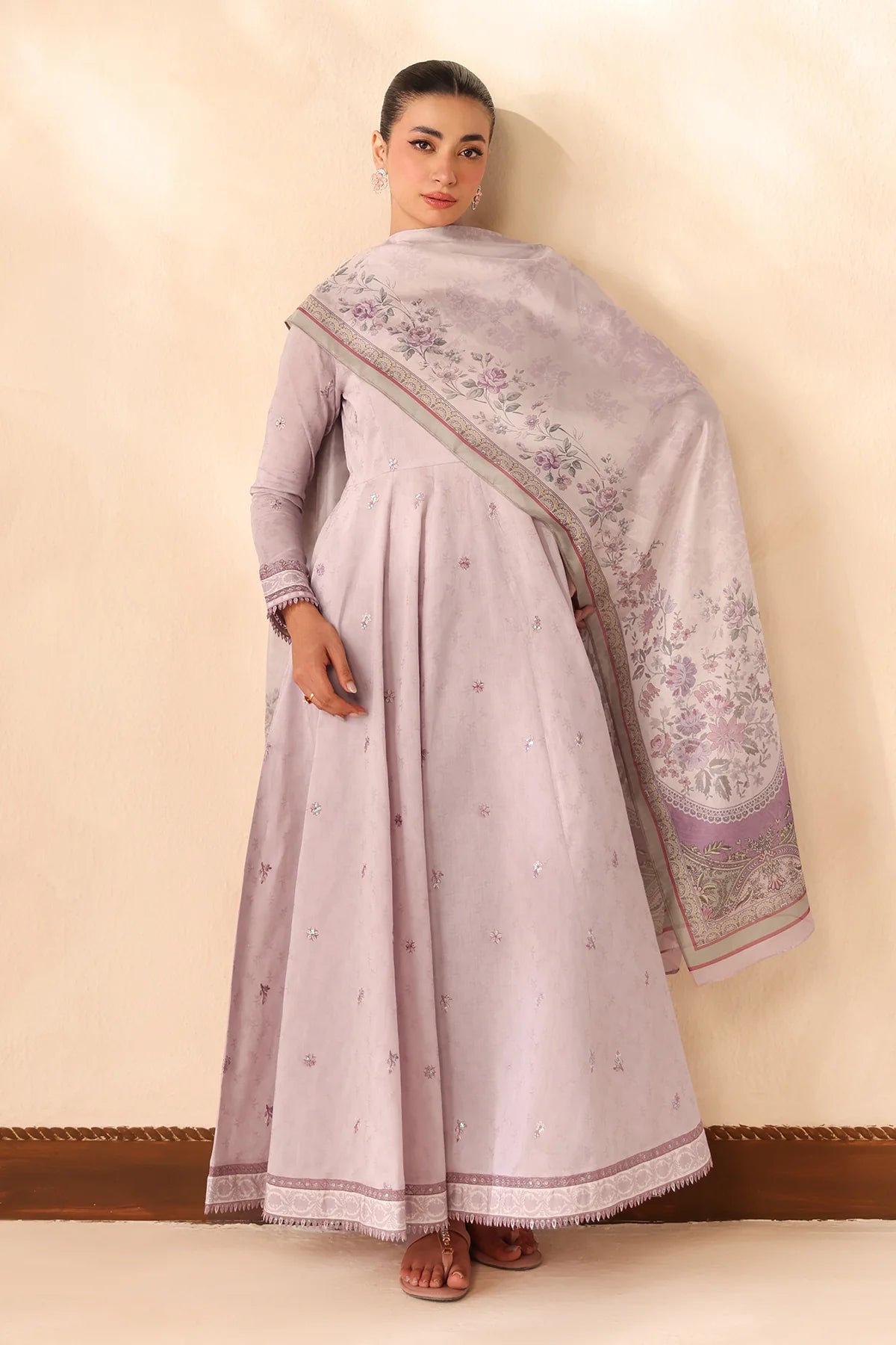 ESPR1352 | New In | Baroque