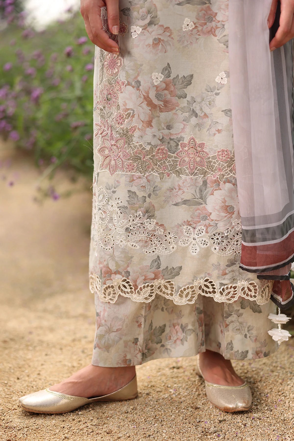 ESUF4225 | UNSTITCHED | Baroque