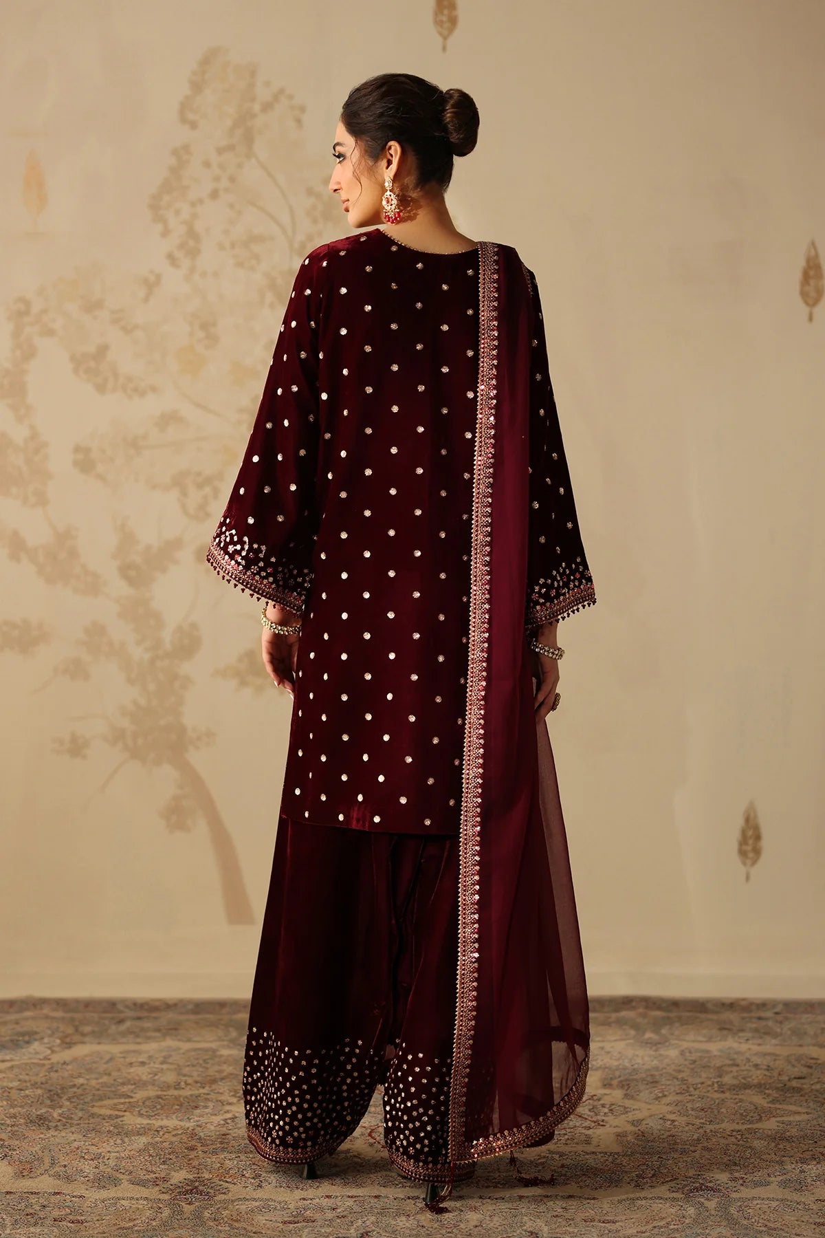 EMBROIDERED VELVET SF-4315 | Baroque