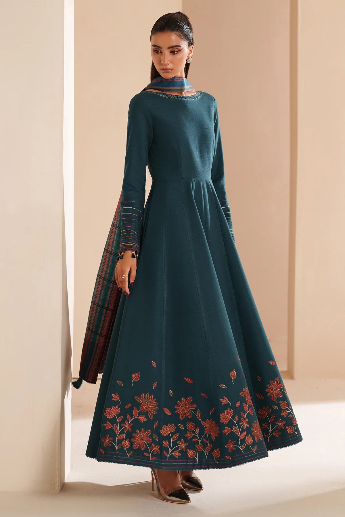 JZ-RTW-1244-1 | EMBROIDERED KHADDAR | Jazmin