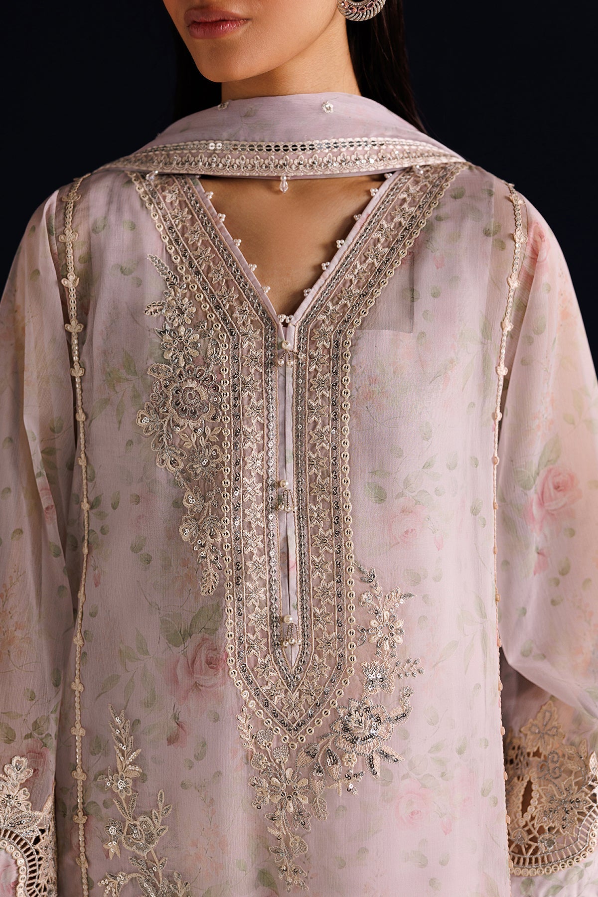 EFPR1320 | New In | Baroque