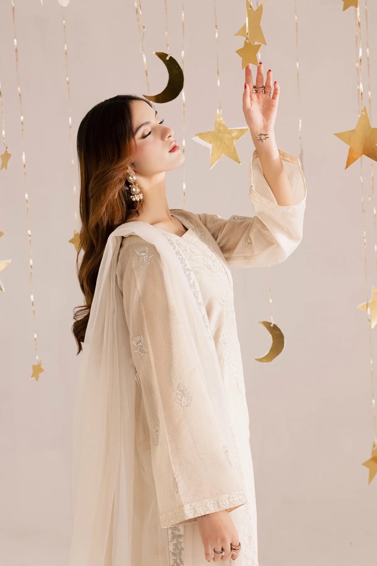 RE-28 | Crescent Dreams | VANYA