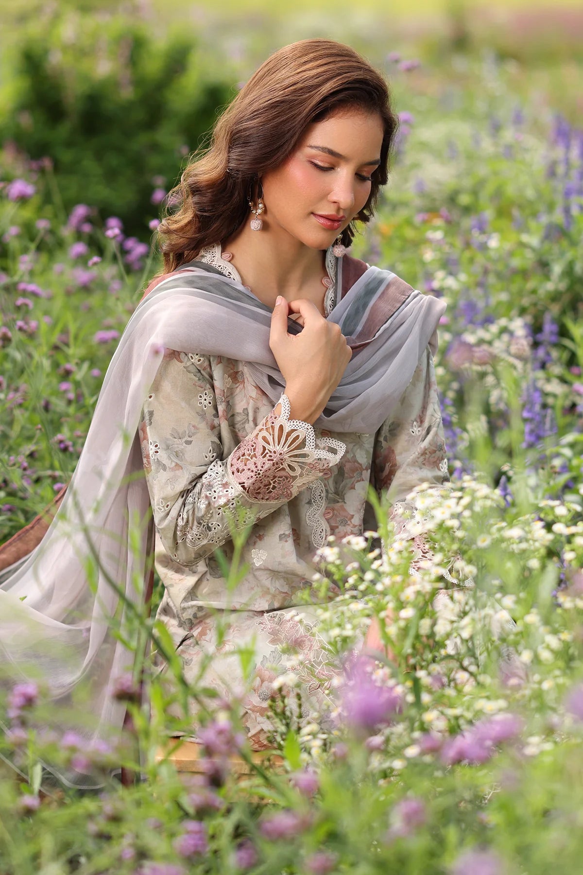 ESUF4225 | UNSTITCHED | Baroque