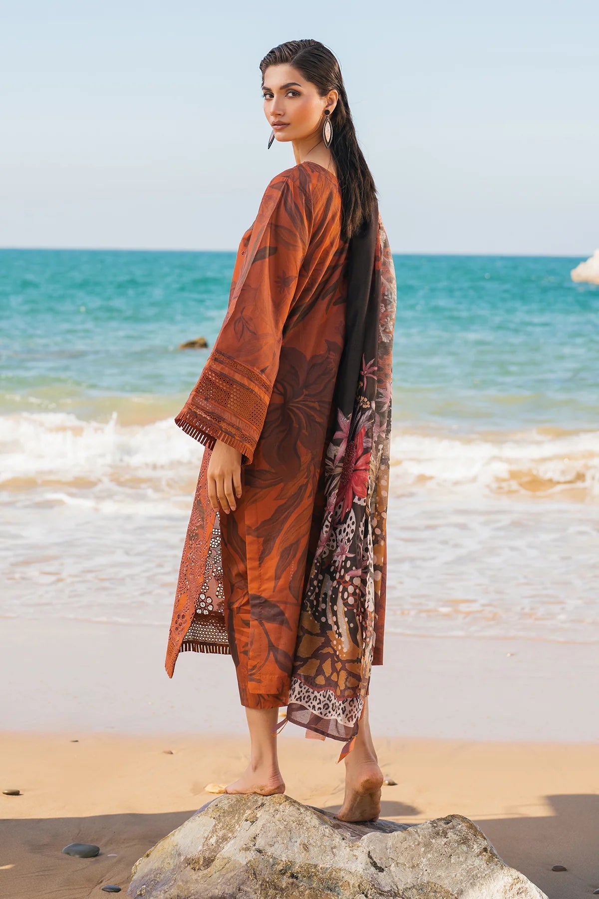 ESUF4113 | UNSTITCHED | Baroque