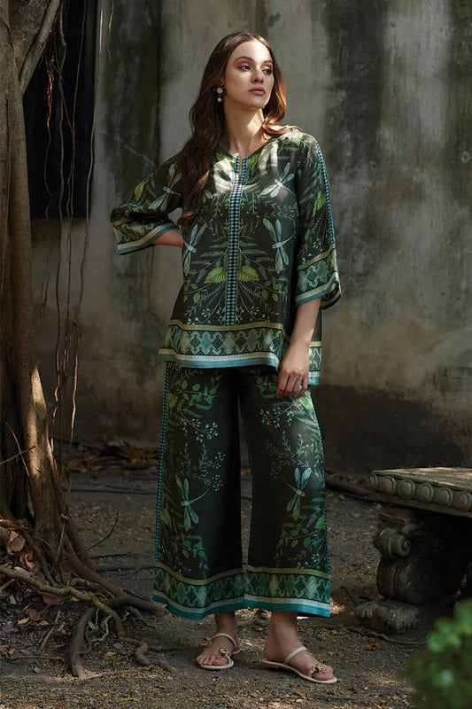 Luxe Essence | Resort Wear '25 | Nida Azwer