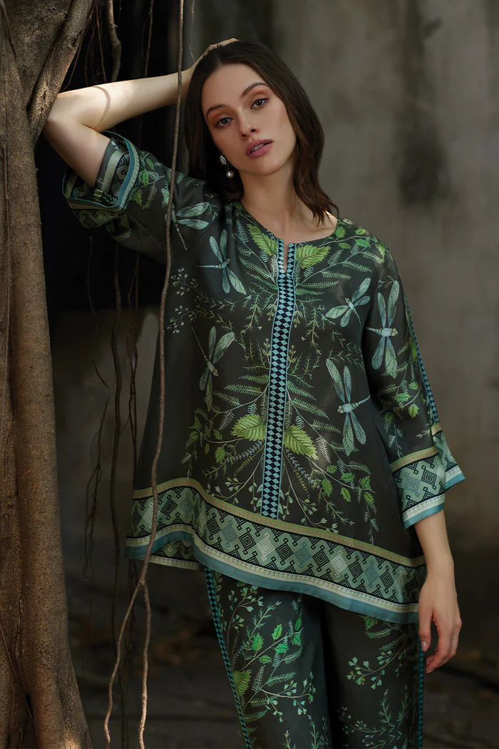 Luxe Essence | Resort Wear '25 | Nida Azwer