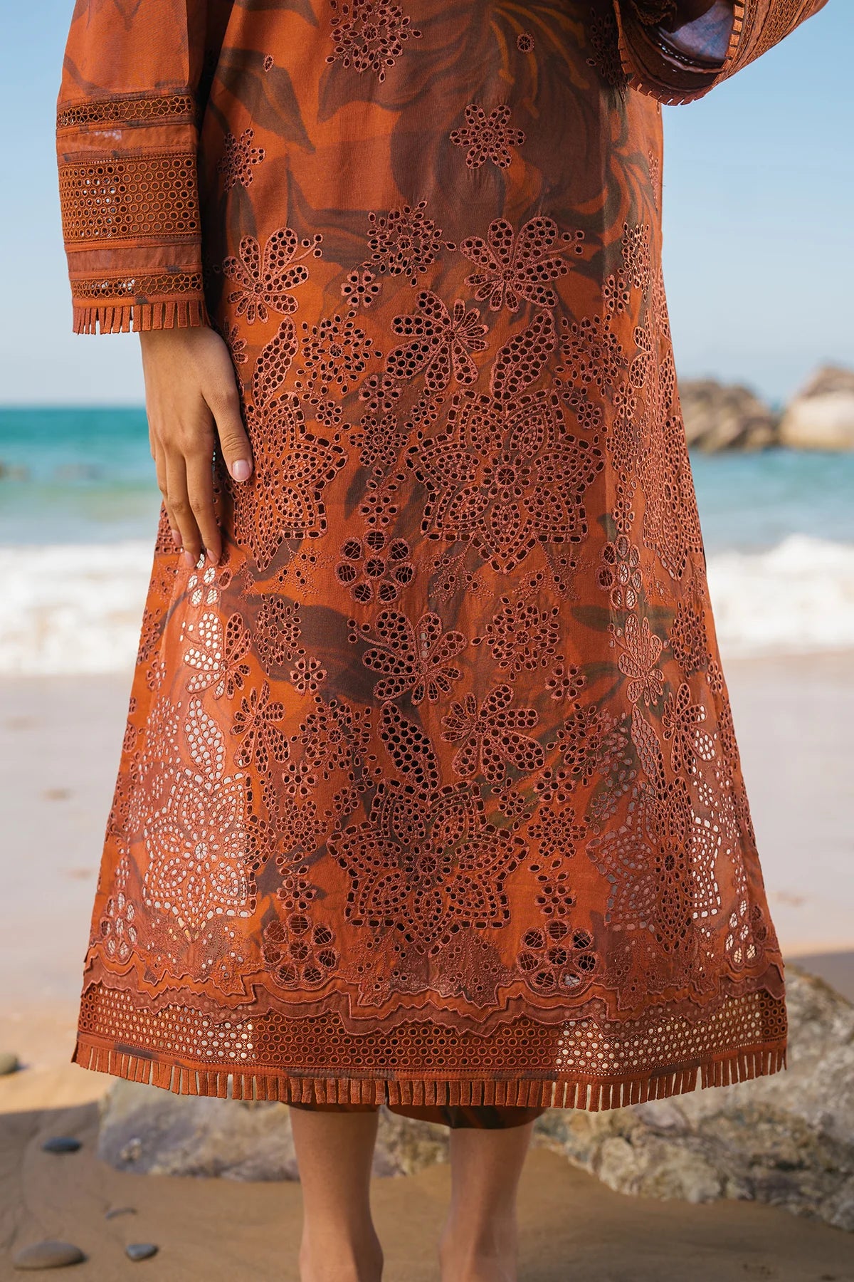 ESUF4113 | UNSTITCHED | Baroque