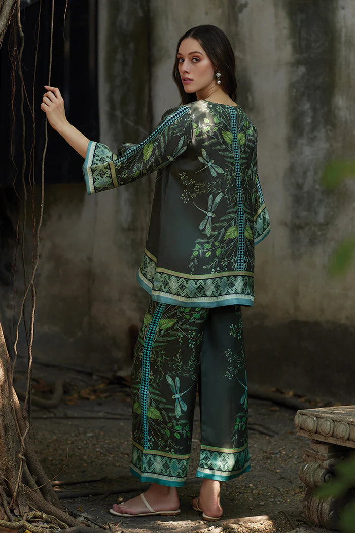 Luxe Essence | Resort Wear '25 | Nida Azwer