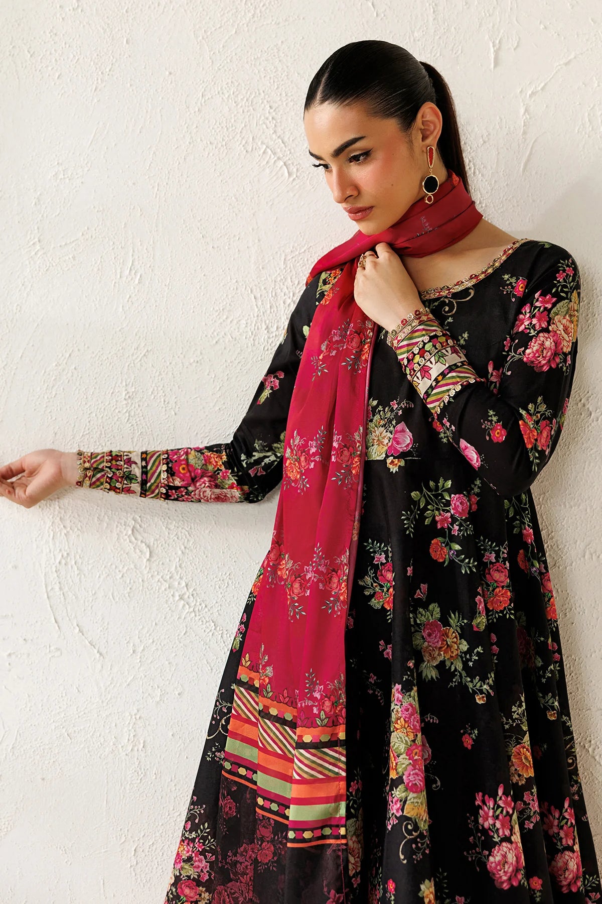 ESPR1340 | New In | Baroque