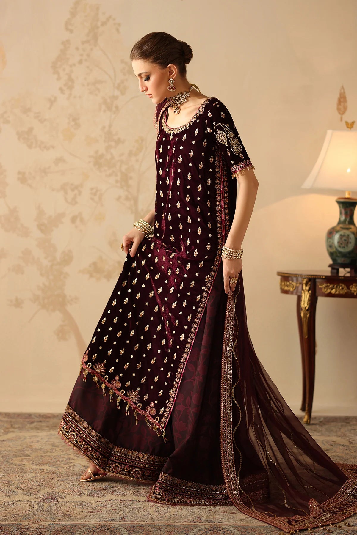 EMBROIDERED VELVET SF-4313 | Baroque