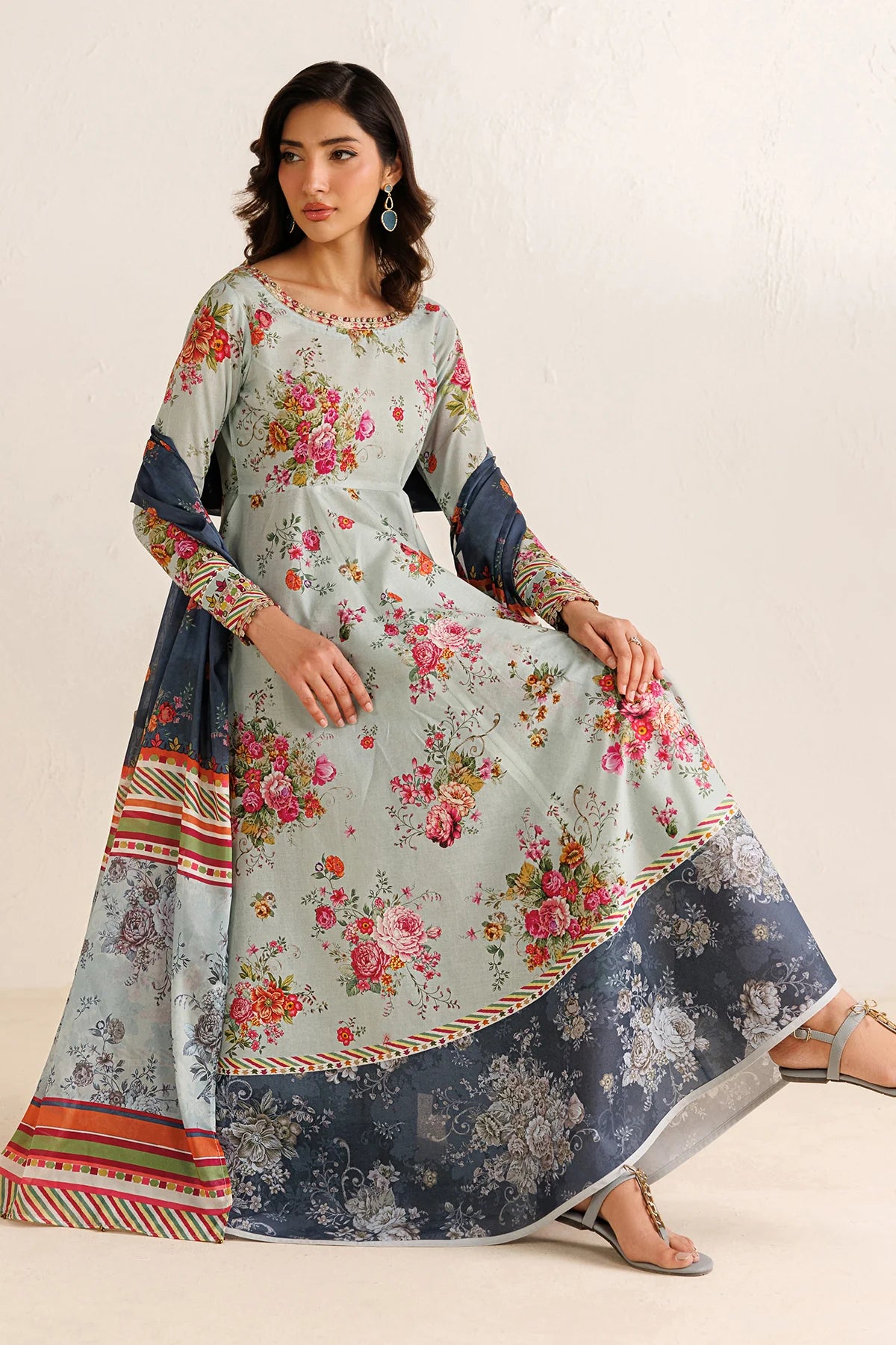 ESPR1341 | New In | Baroque
