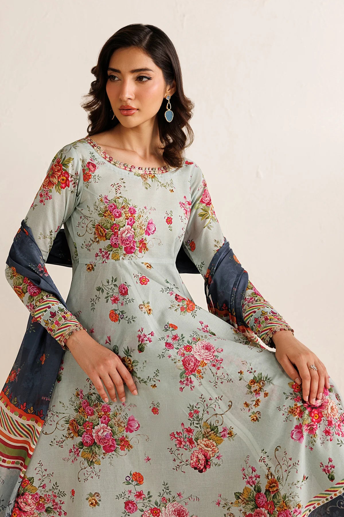 ESPR1341 | New In | Baroque