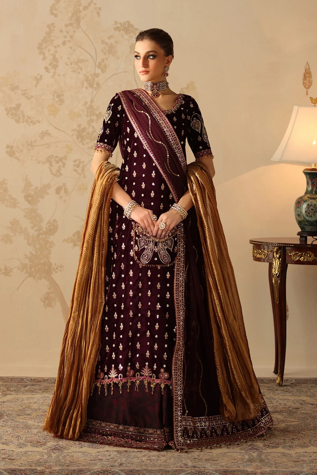 EMBROIDERED VELVET SF-4313 | Baroque