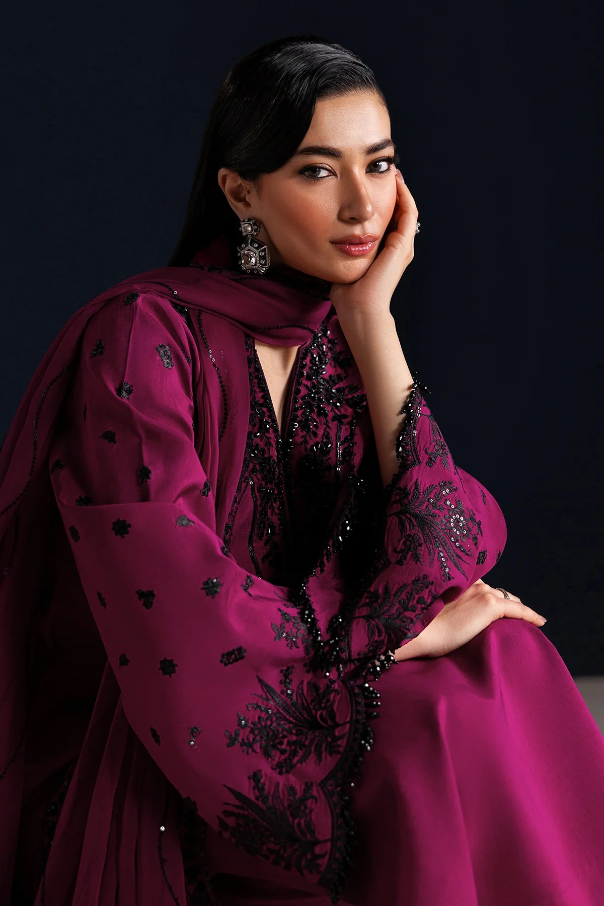 EFPR1321 | New In | Baroque