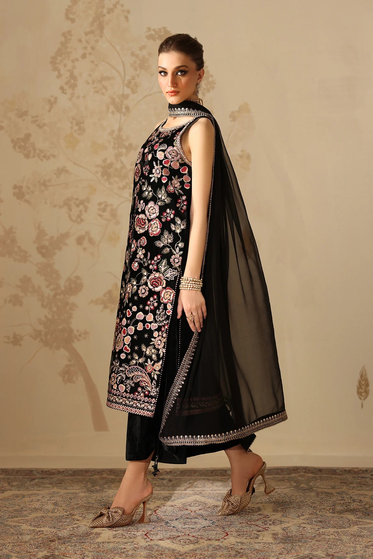 EMBROIDERED VELVET SF-4312 | Baroque