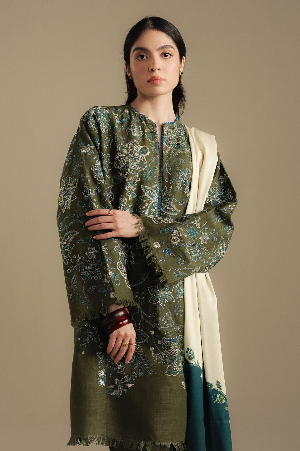 MIST-2B | Coco Winter Unstitched’25 | Zara Shahjahan