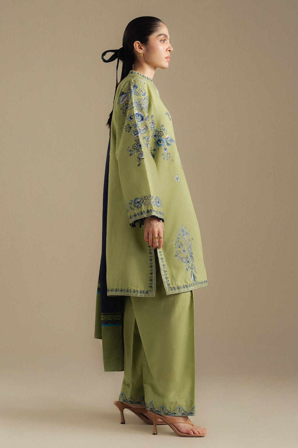 SNOWDROP-10B | Coco Winter Unstitched’25 | Zara Shahjahan