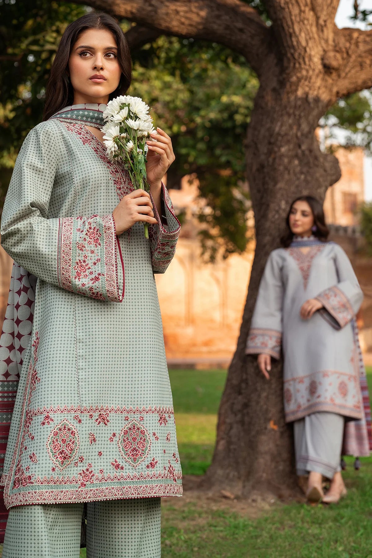 JZ-UW-D0081-0 | EMBROIDERED PREMIUM VISCOSE | Jazmin