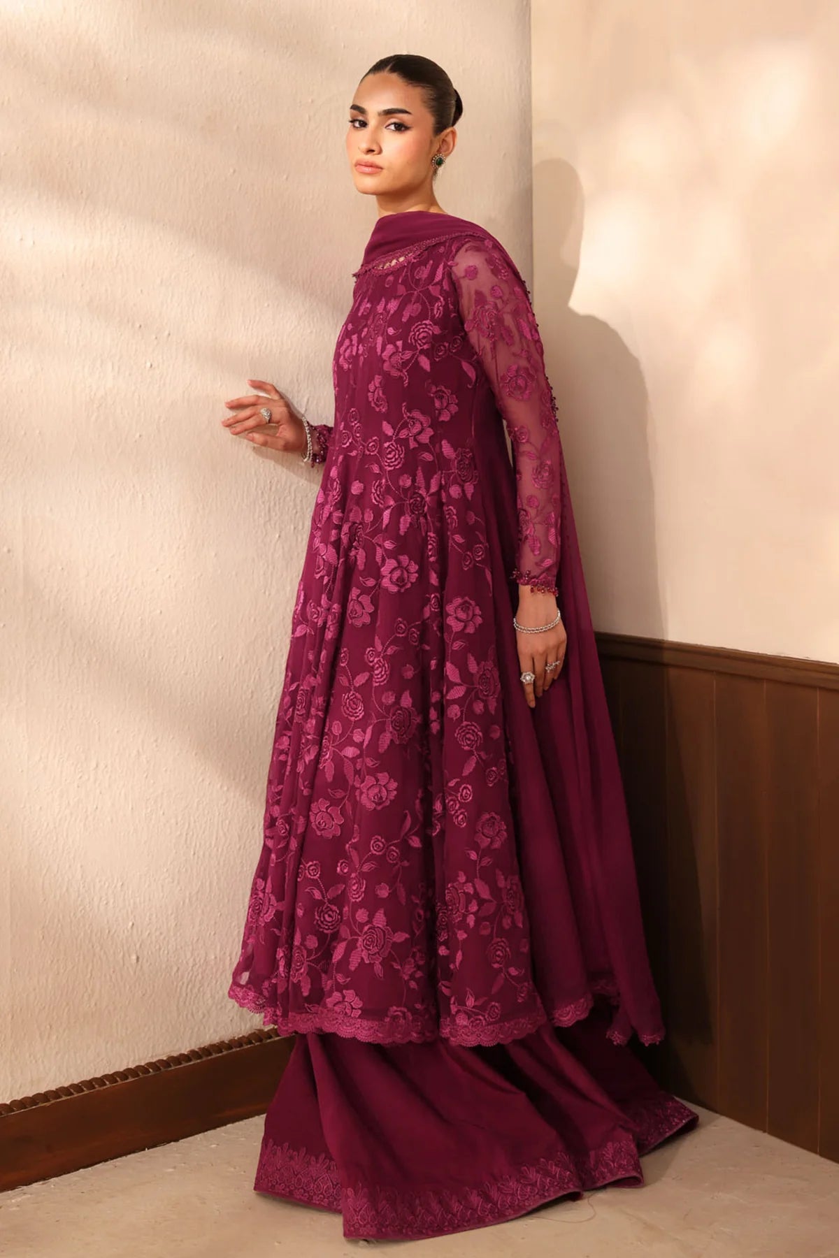 EFPR1364 | New In | Baroque