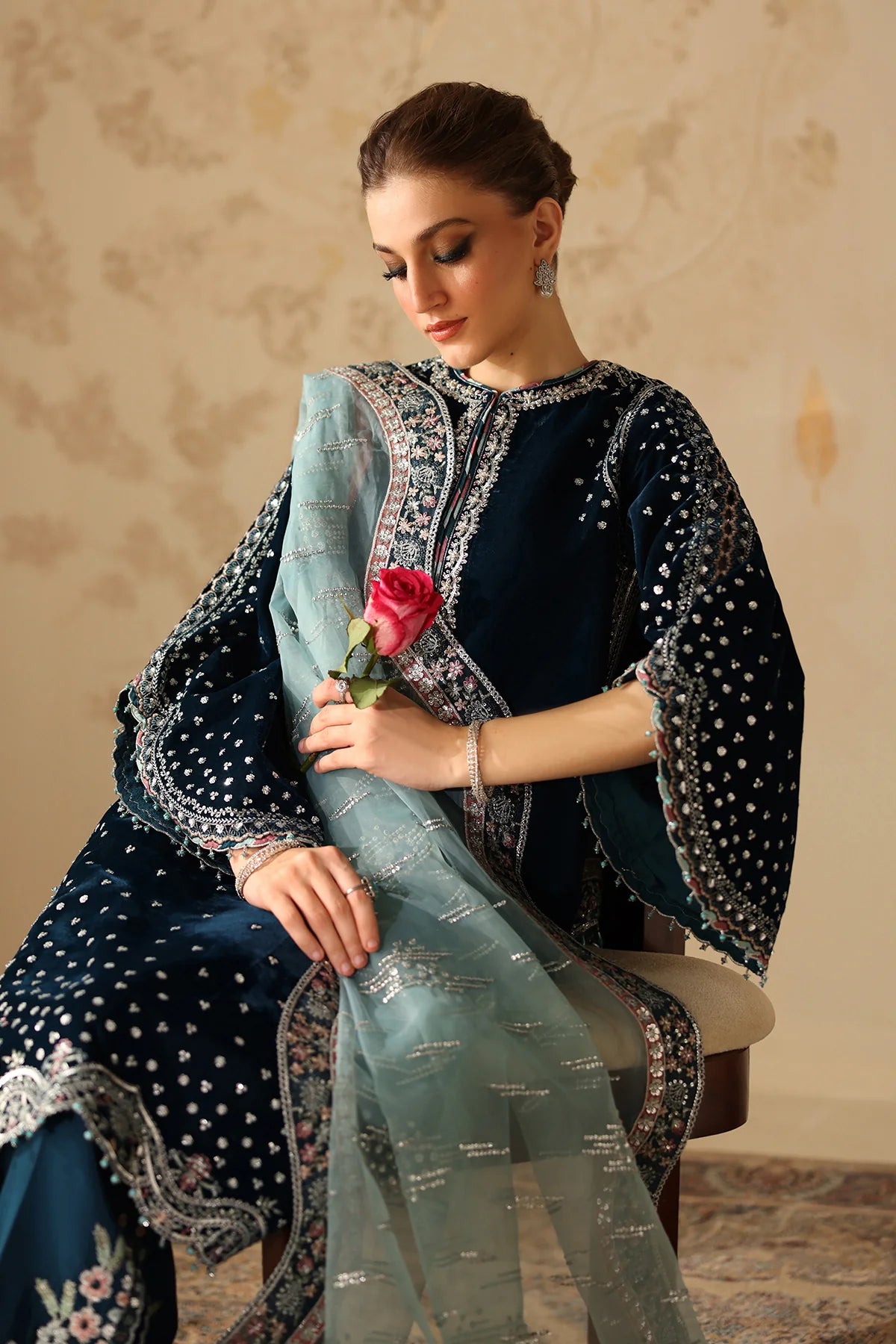 EMBROIDERED VELVET SF-4310 | Baroque