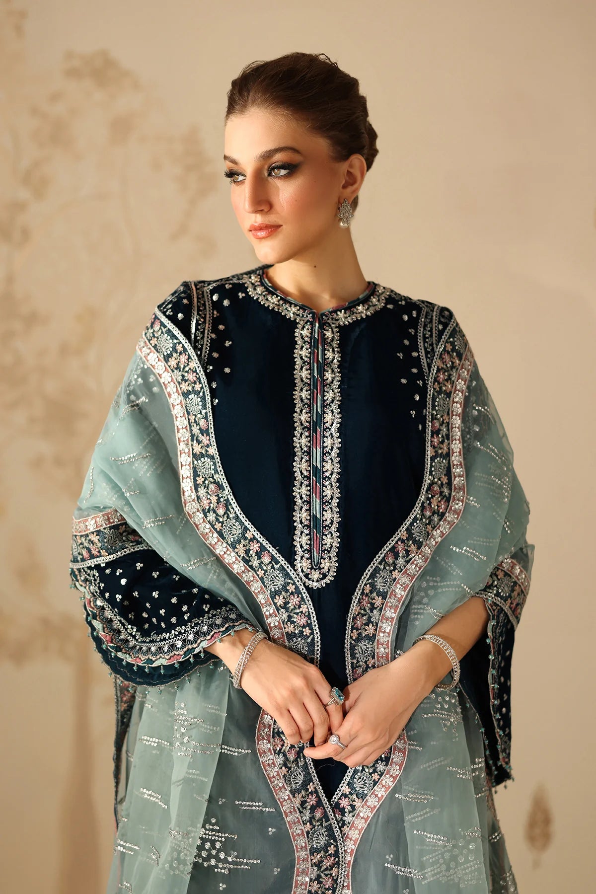 EMBROIDERED VELVET SF-4310 | Baroque