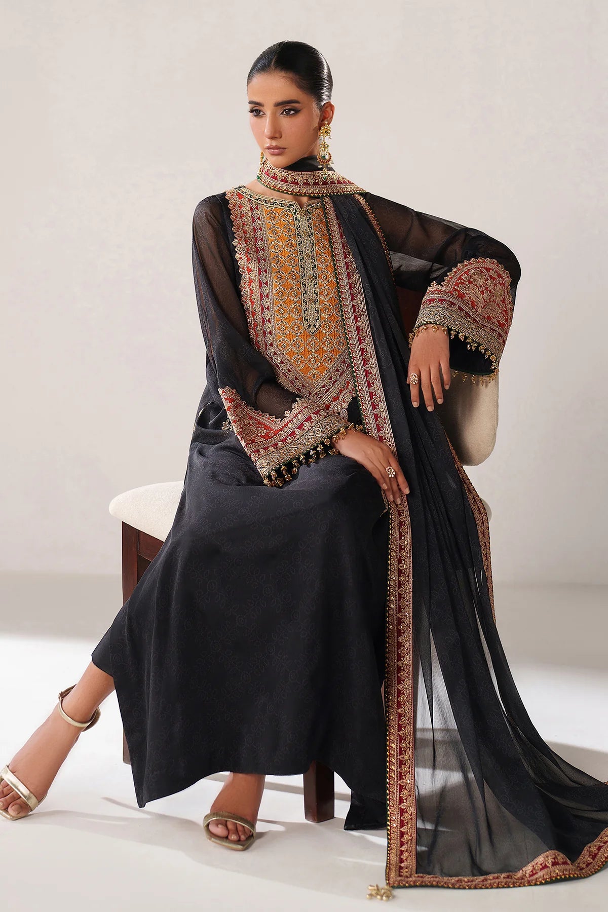 EFPR1246 | New In | Baroque