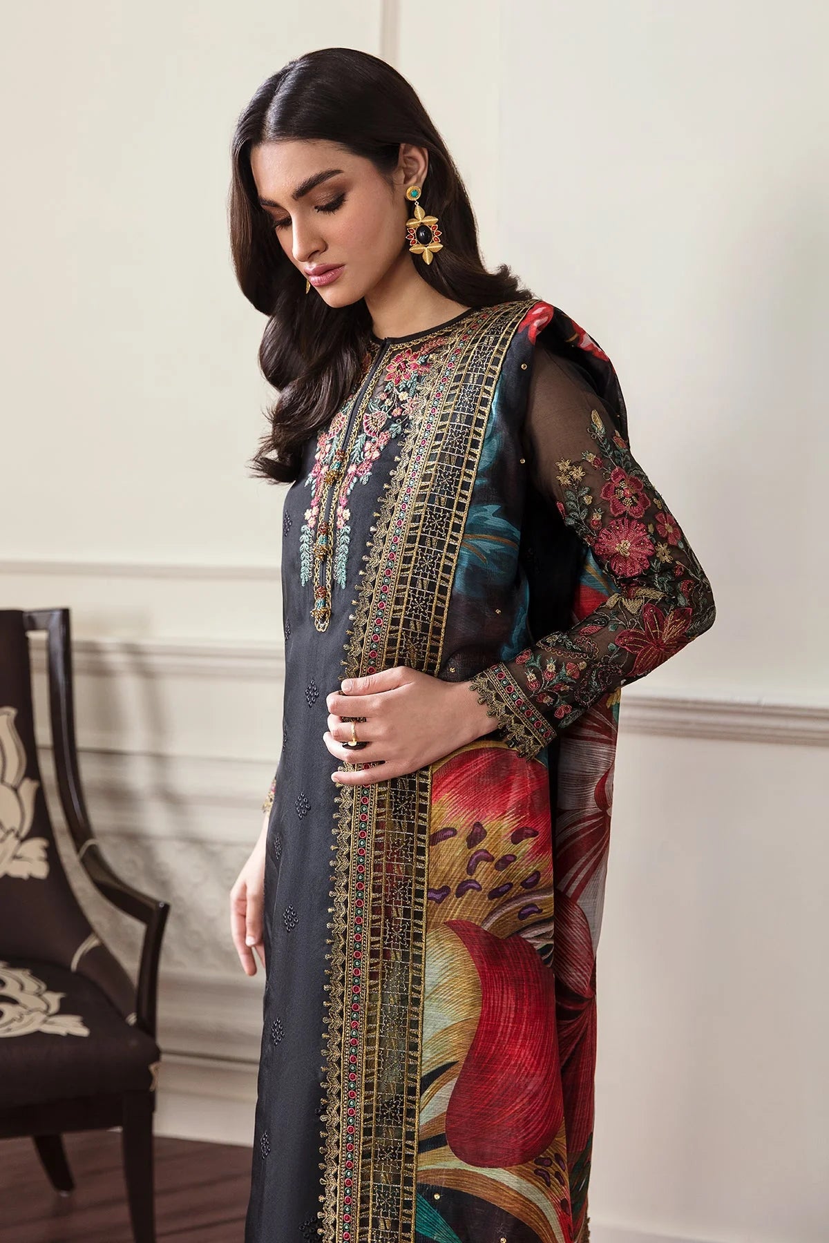 EOUF0290 | UNSTITCHED | Baroque