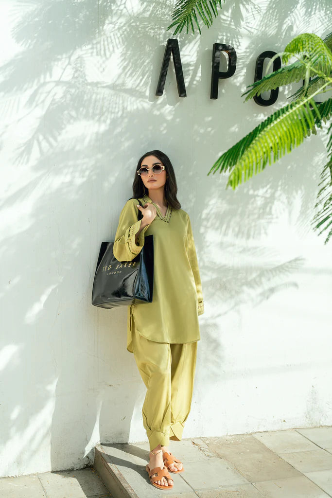 Olive Grid | Wearinsead