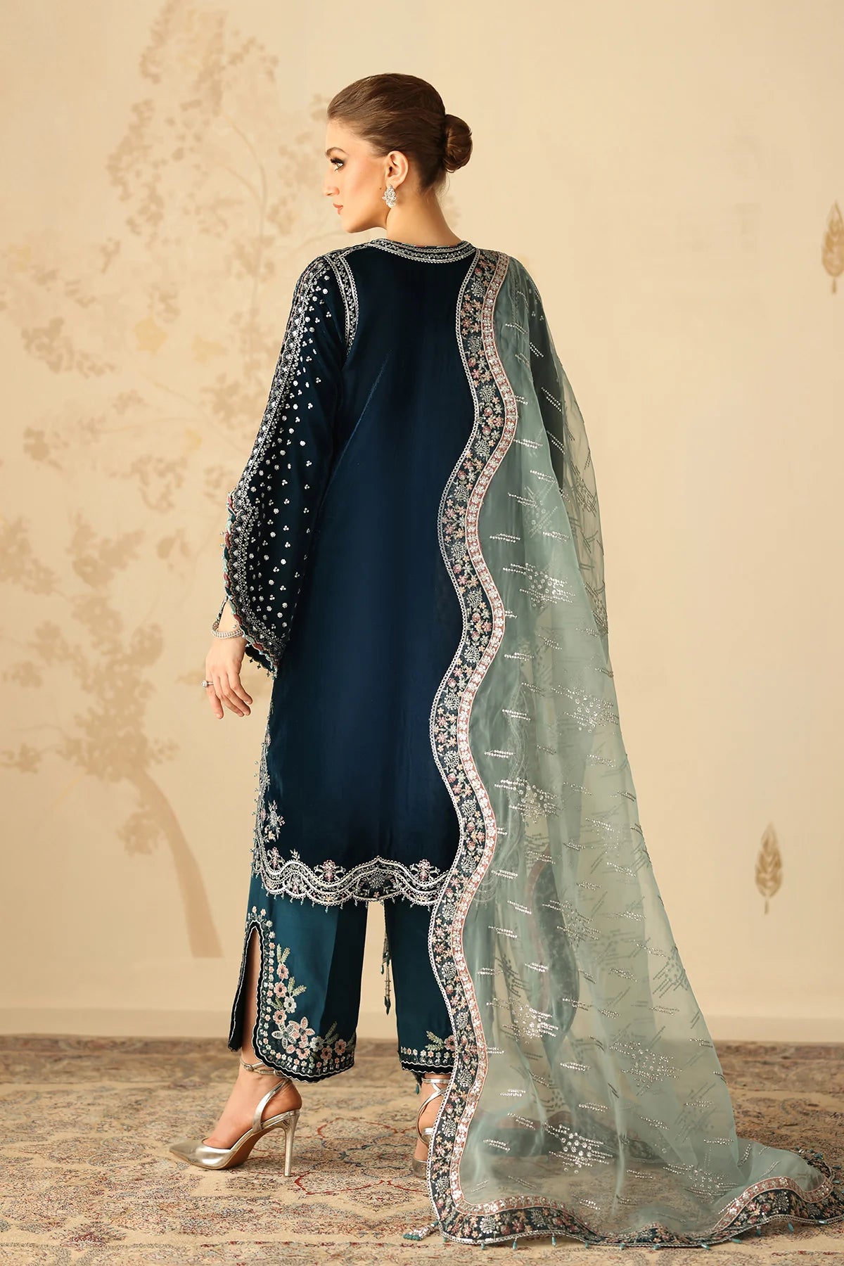 EMBROIDERED VELVET SF-4310 | Baroque