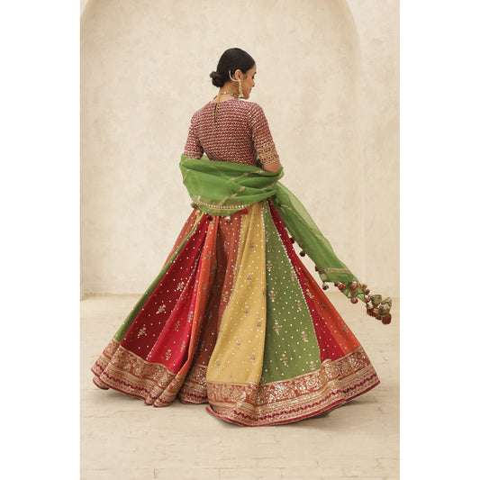 LEHNGA CHOLI | WEDDING FORMALS '24 | DYOT