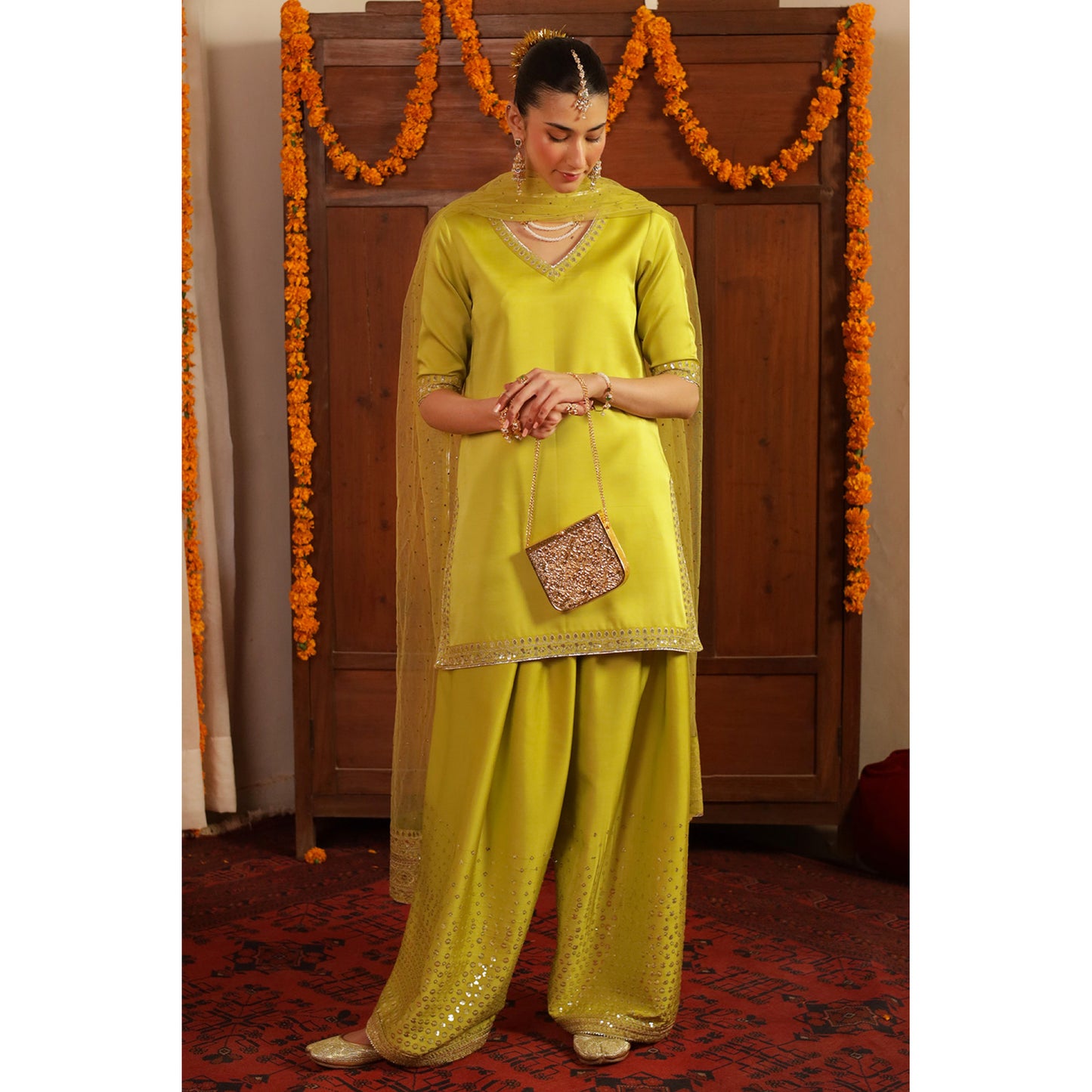 Green outfit | J EDIT | DYOT