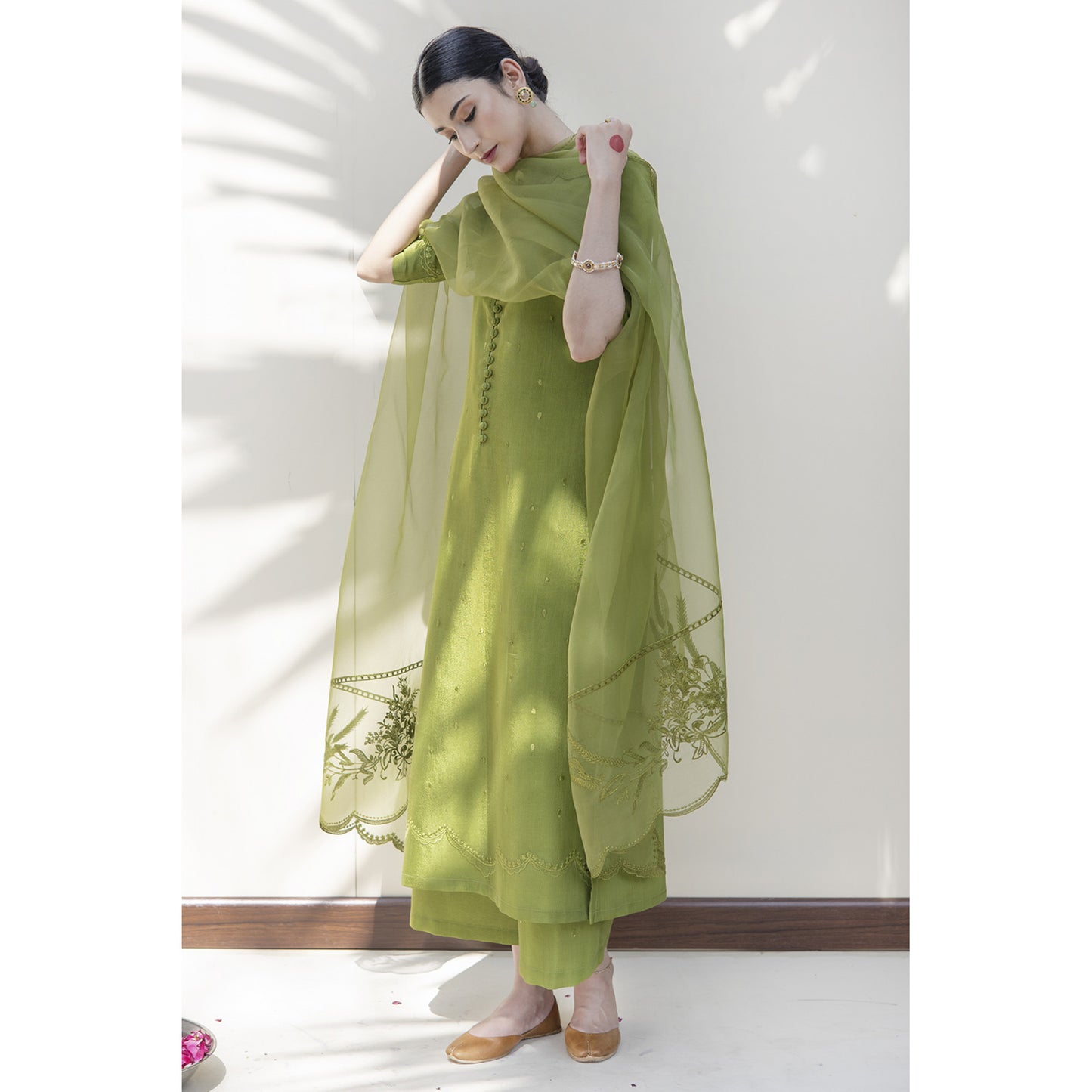 PEAR GREEN OUTFIT | FESTIVE' 23 | DYOT