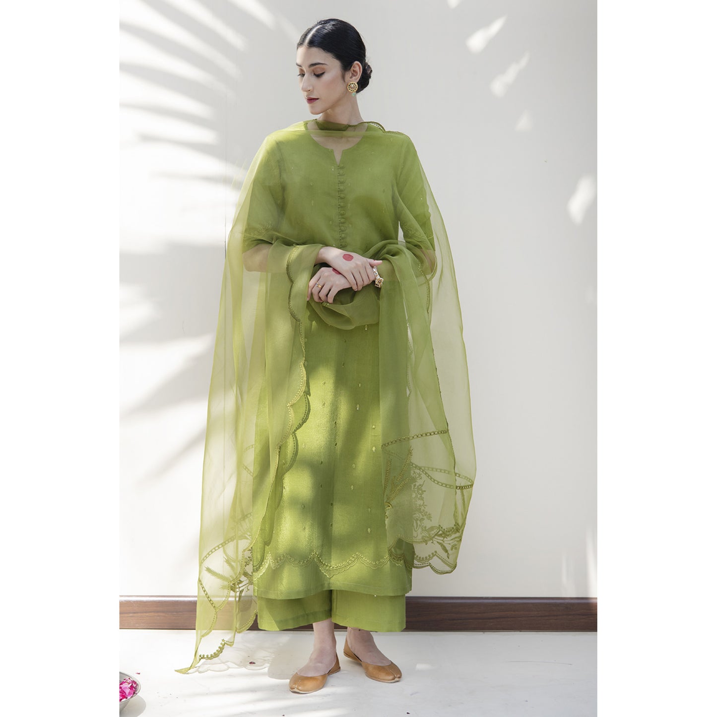 PEAR GREEN OUTFIT | FESTIVE' 23 | DYOT