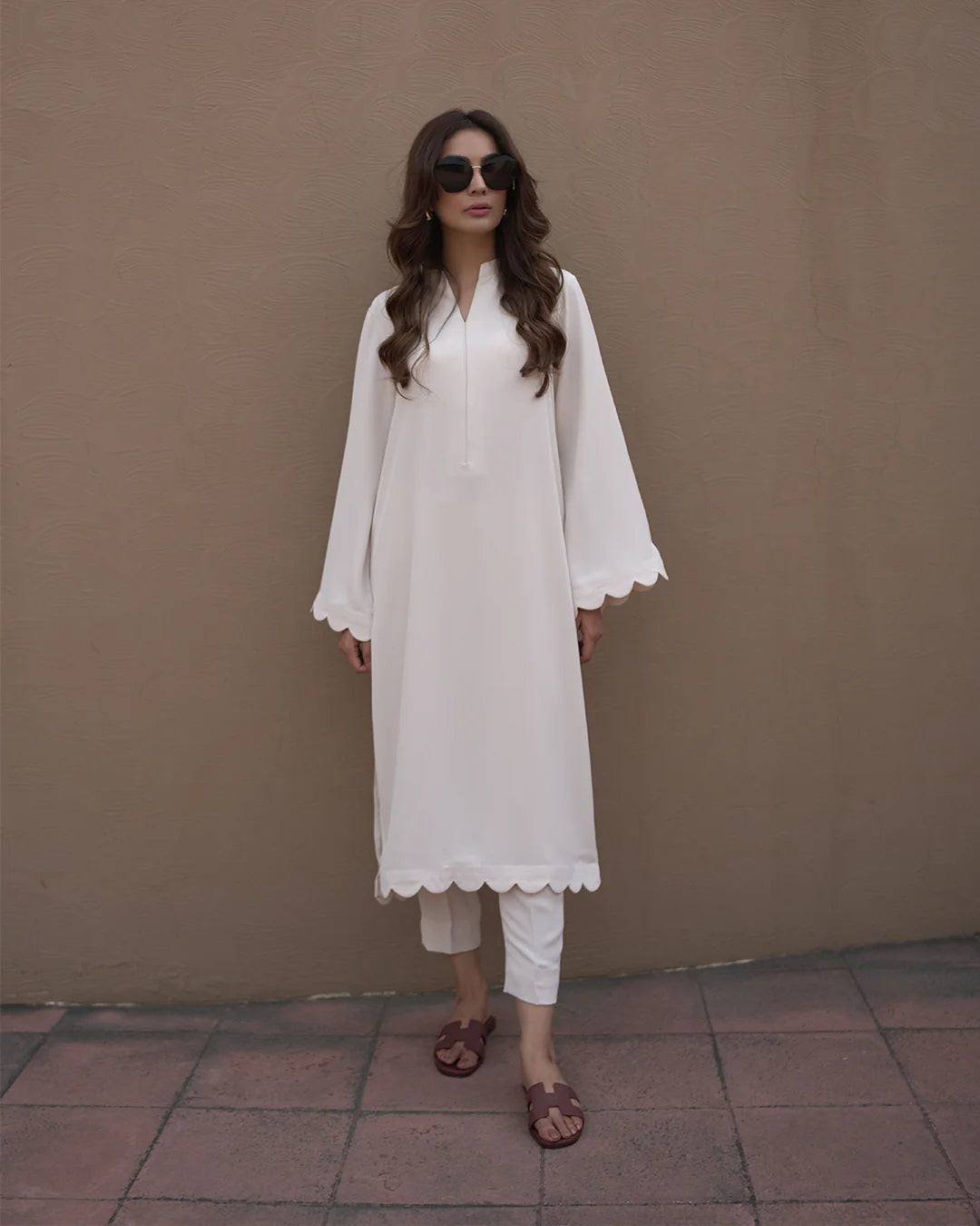Antique White Vogue Set | LIRA