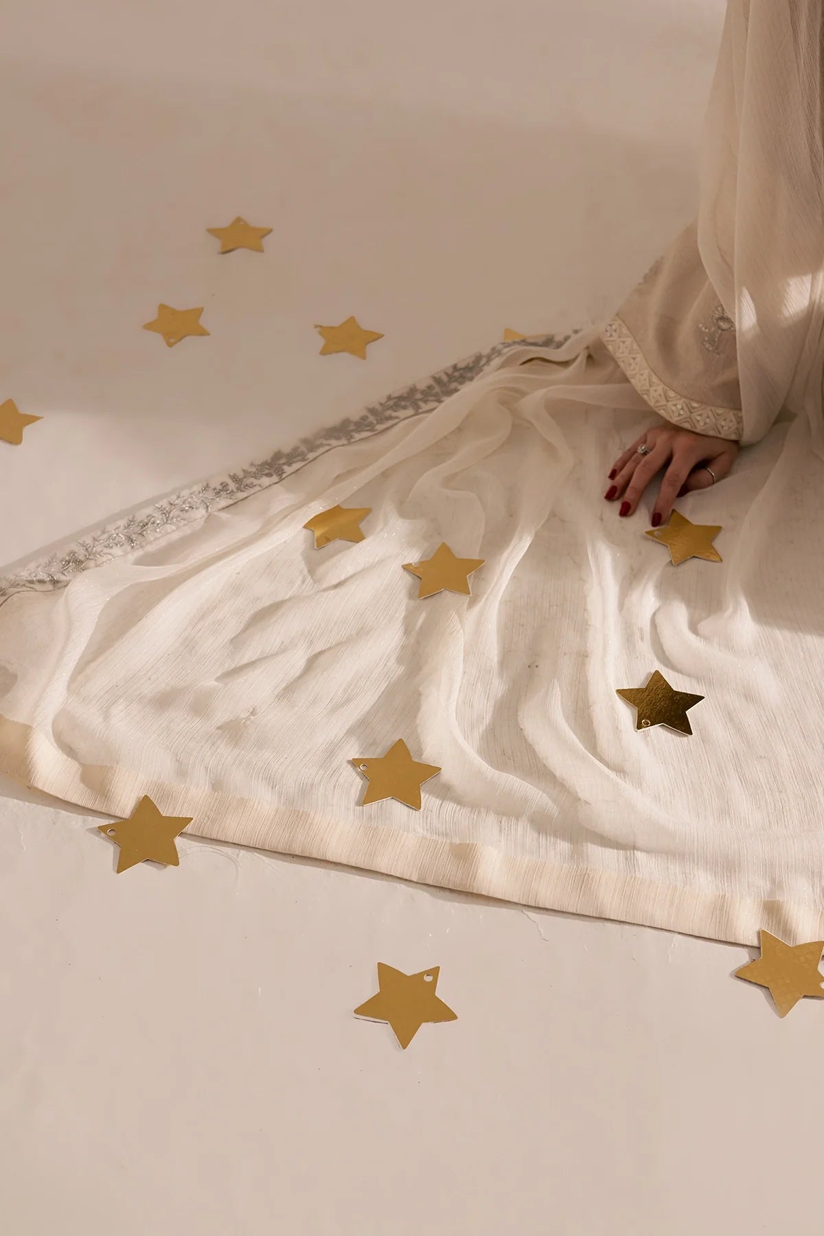 RE-28 | Crescent Dreams | VANYA