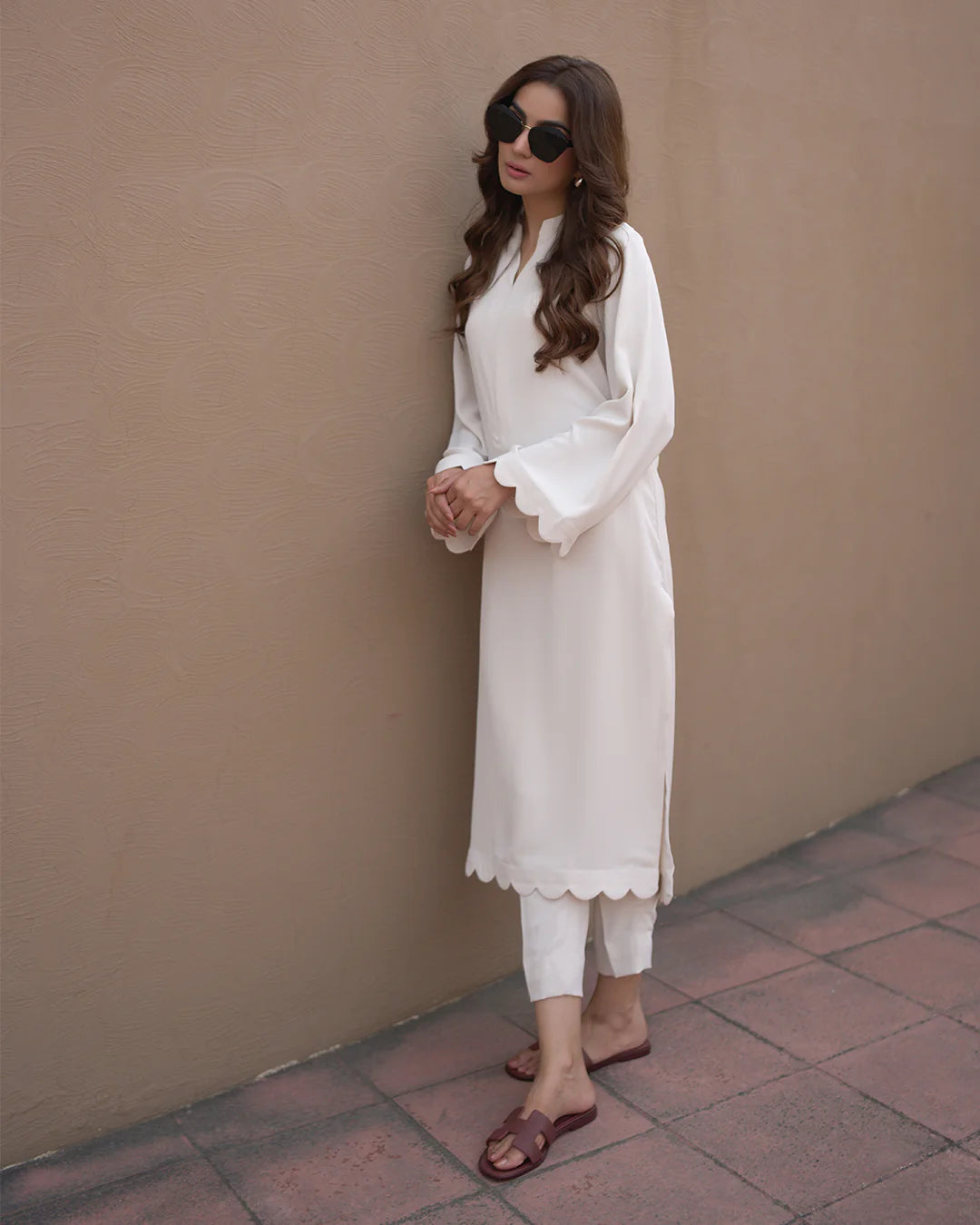 Antique White Vogue Set | LIRA