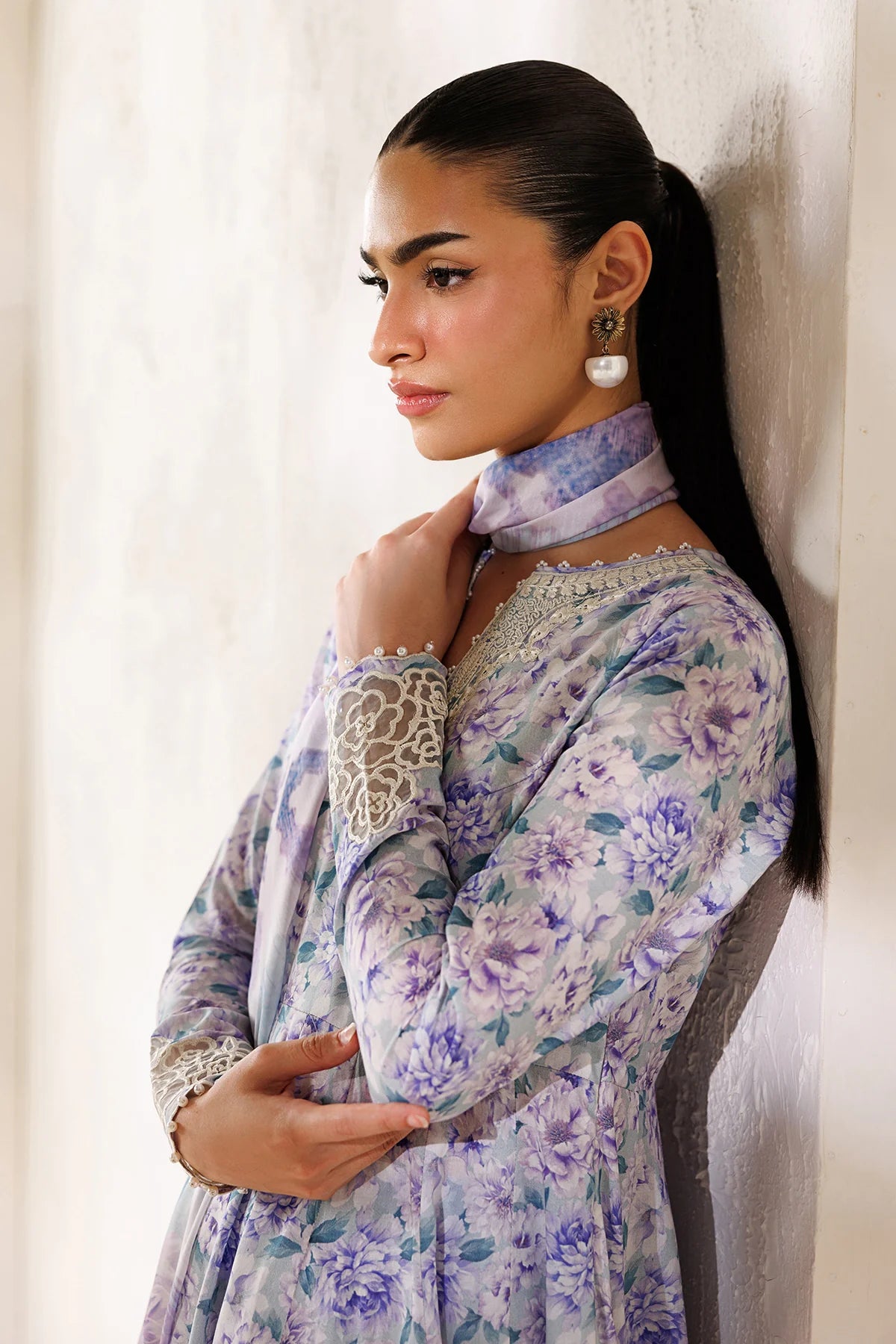 ESPR1347 | New In | Baroque