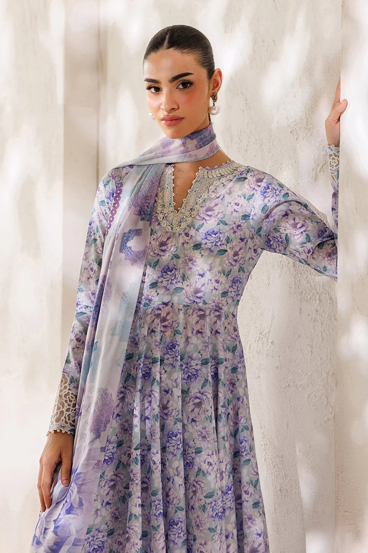 ESPR1347 | New In | Baroque