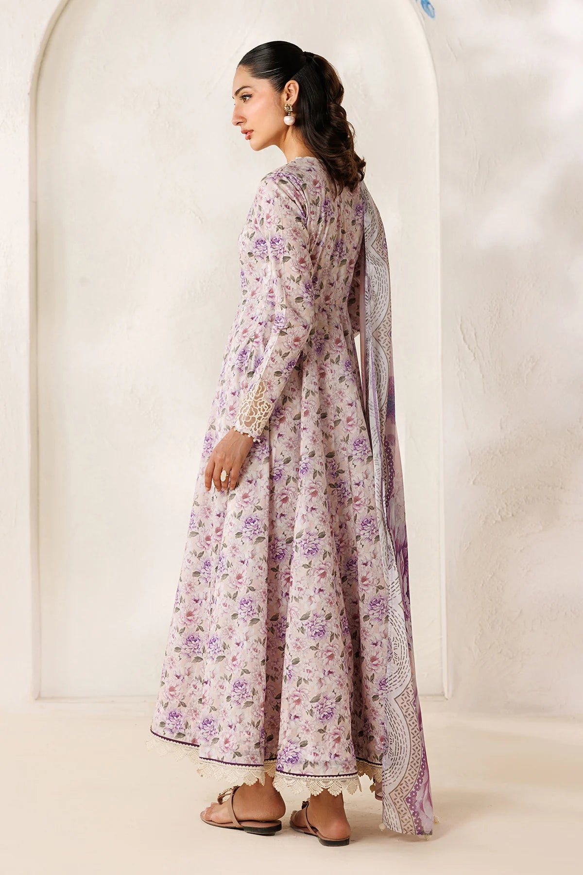ESPR1348 | New In | Baroque