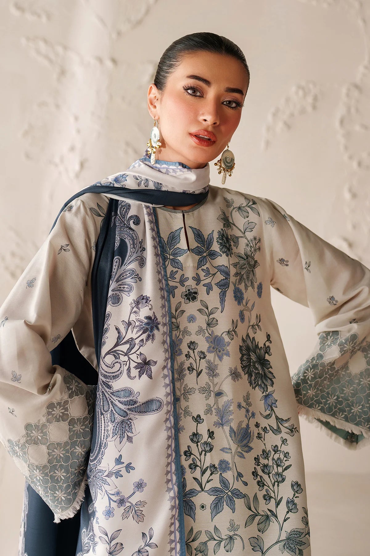 UF-4301 | DIGITAL PRINTED VISCOSE | Baroque