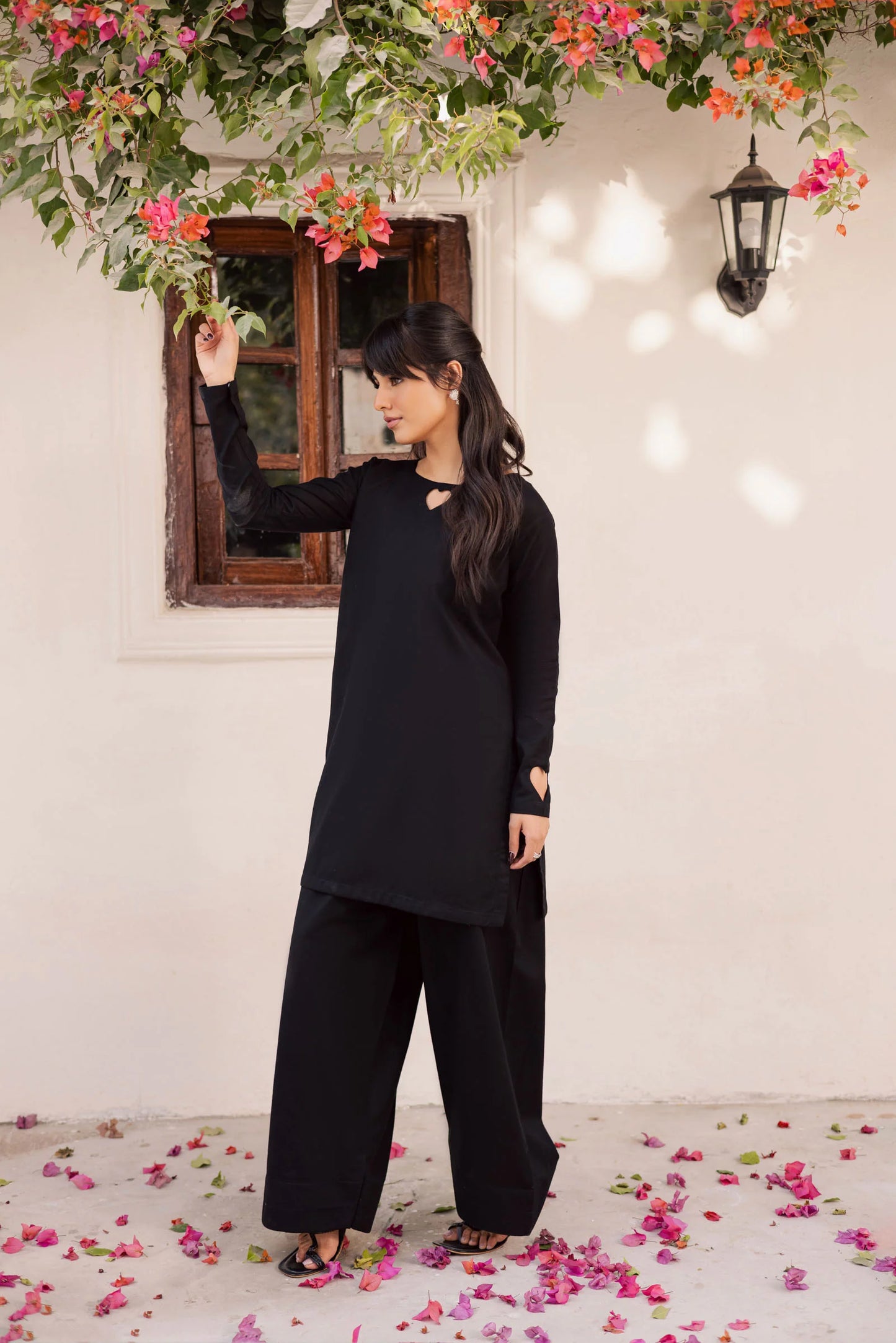 2PC Khaddar Solid HSK 06 – Black | Winter Solids | Silayi Pret