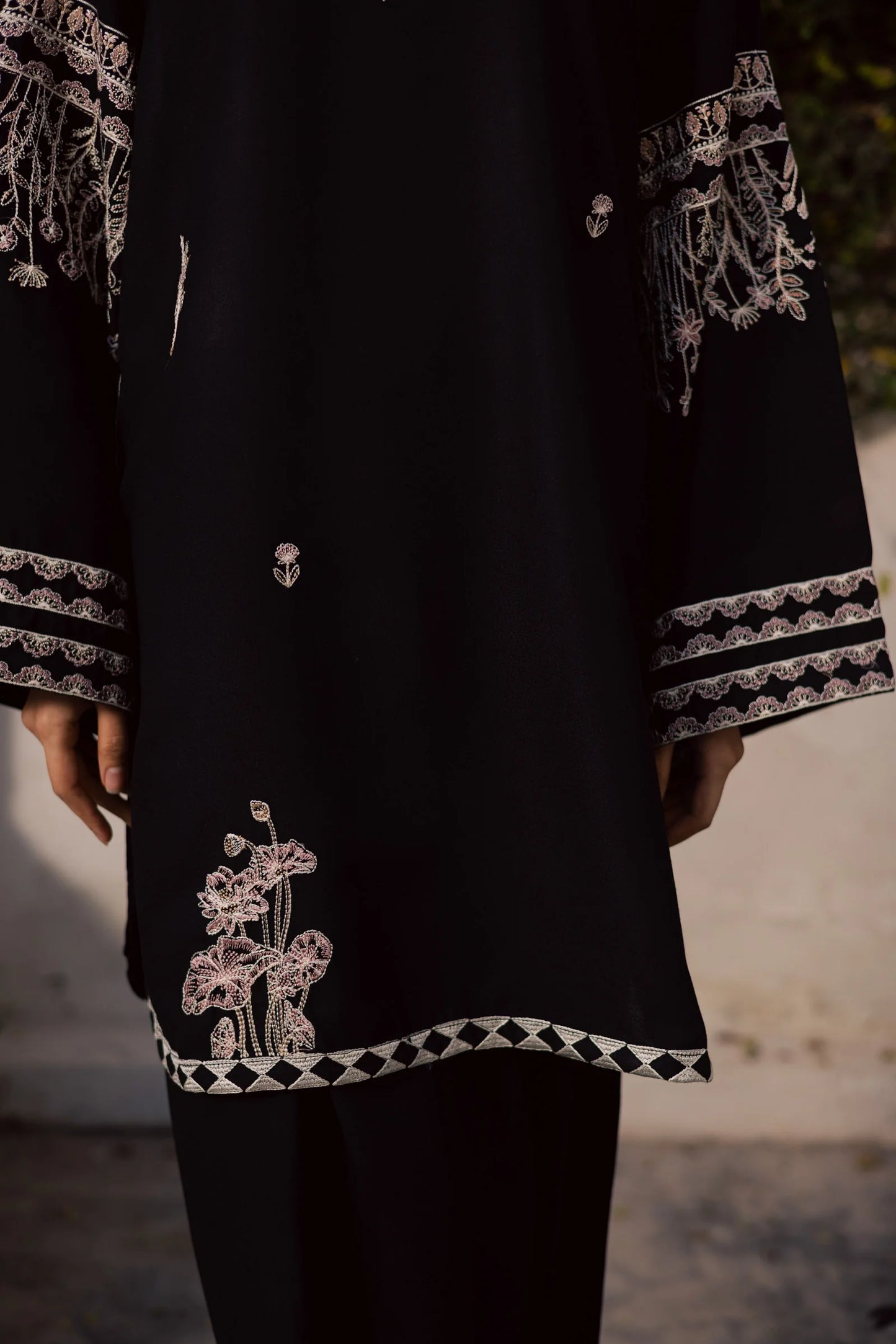 2PC Winter Embroidered Dress-1176 | Winter Edit | Silayi Pret