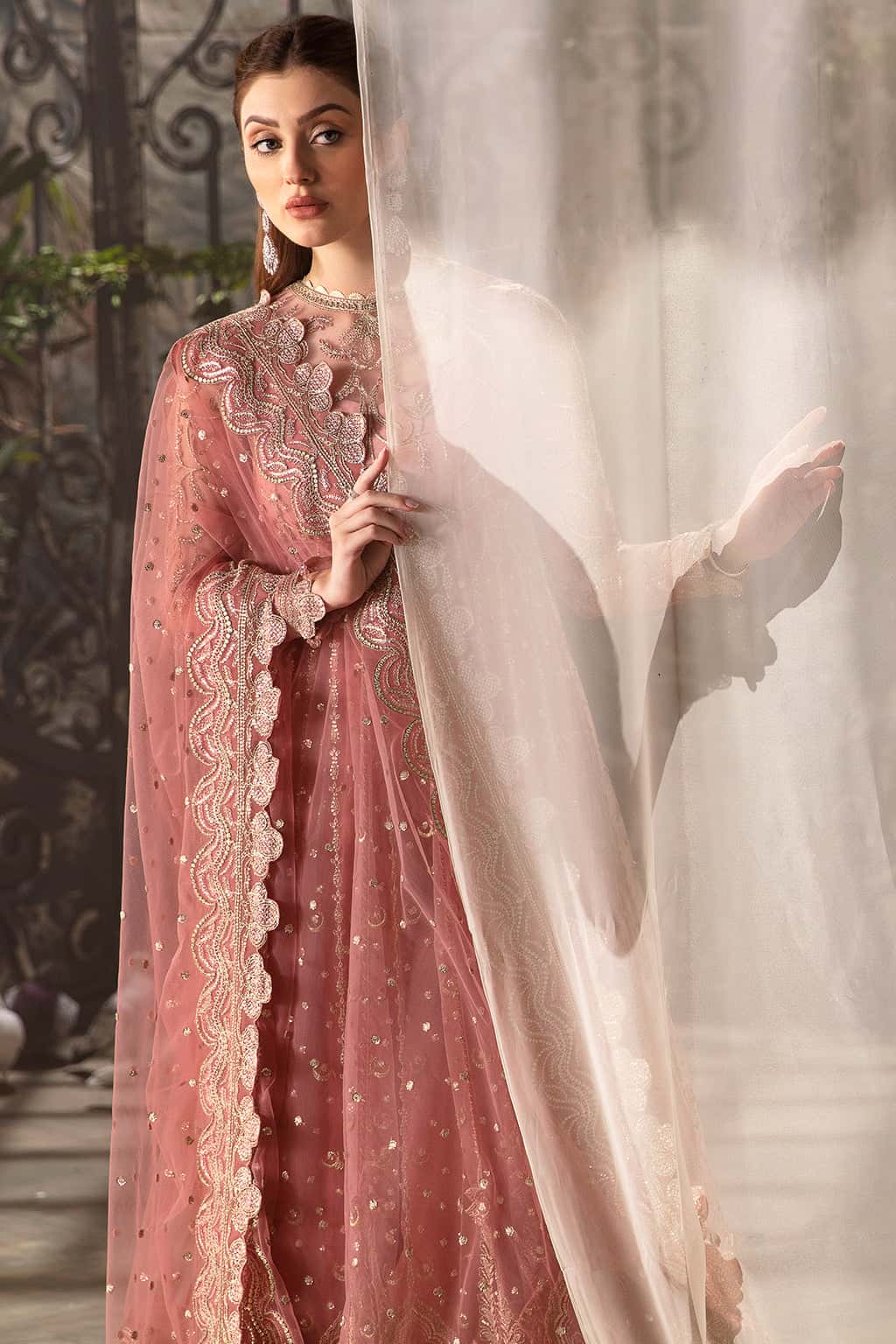 ROSA | LA FUCHSIA '25 | AFROZEH
