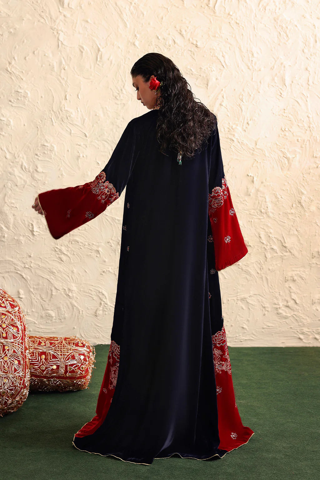 KV-72 | VELVET MUSES '25 | VANYA