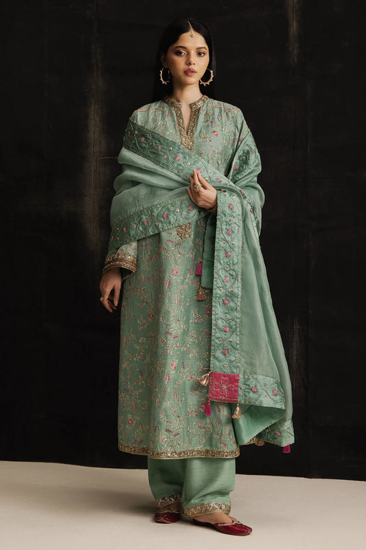 ANAYA | STUDIO PORTRAITS | Zara Shahjahan